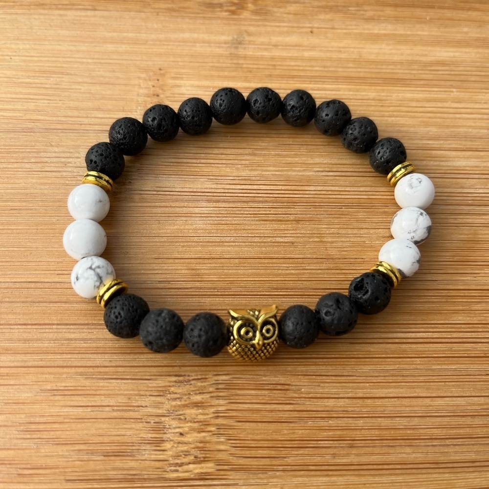 Black Lava Stone Natural White Howlite Owl Charm Bracelet - Picture 3 of 12